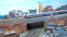 Model railroading clubs in London England at KraftTrains.com The Model Railway Club in London England and model train clubs around the world and more.
