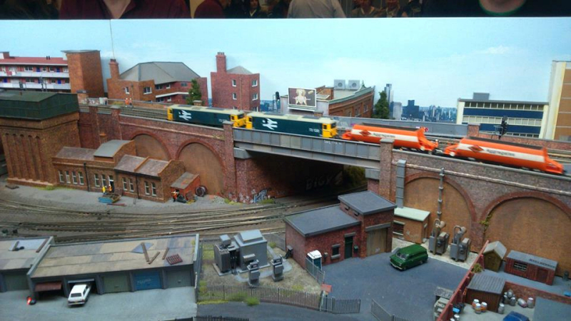 Model train clubs in London England at KraftTrains.com The Model Railway Club in London England and model train clubs around the world and more.